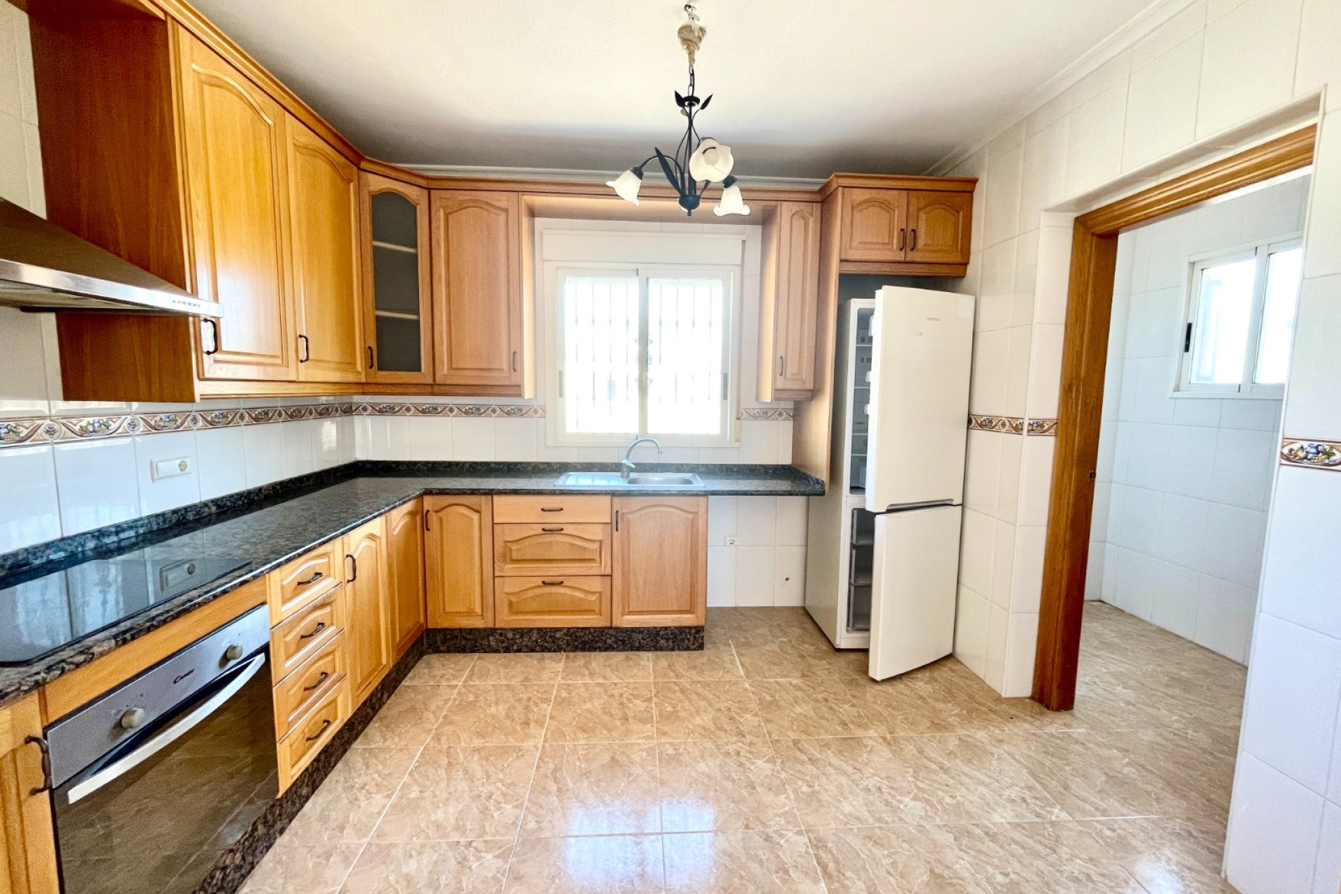Resale - Villa - Catral