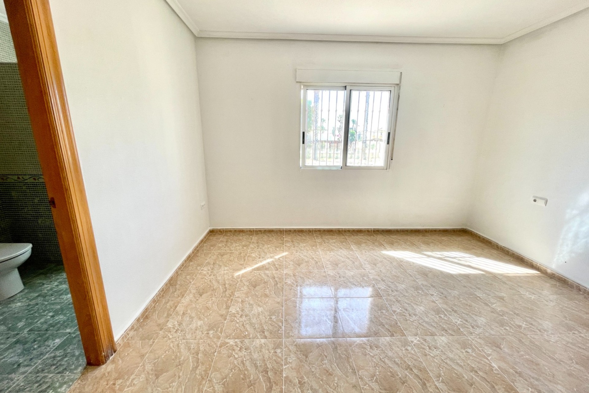 Resale - Villa - Catral