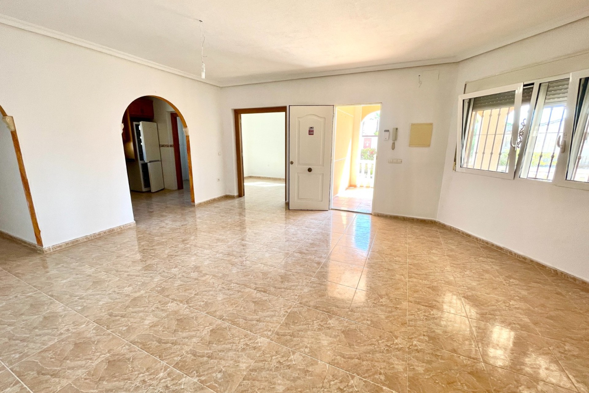 Resale - Villa - Catral