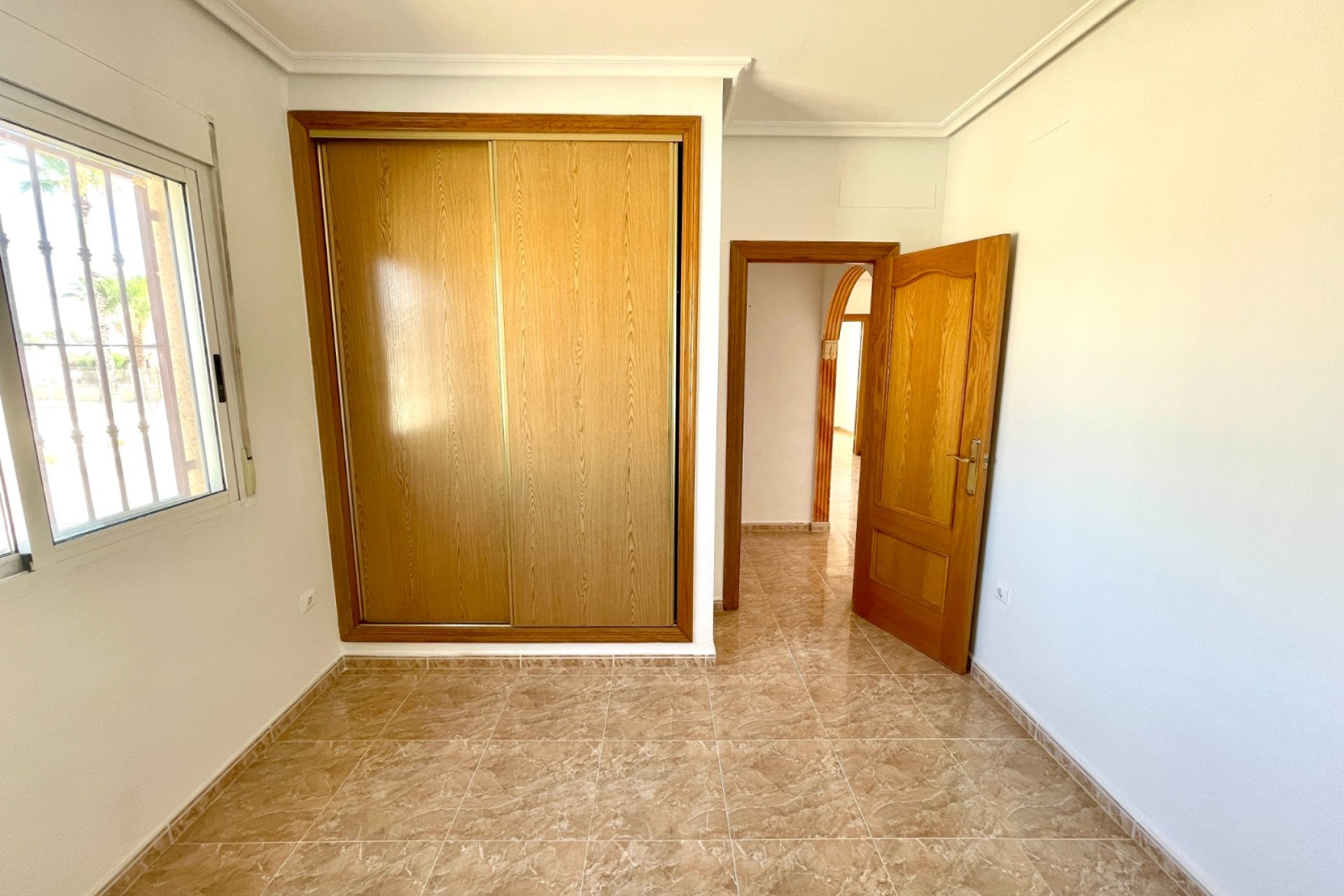 Resale - Villa - Catral
