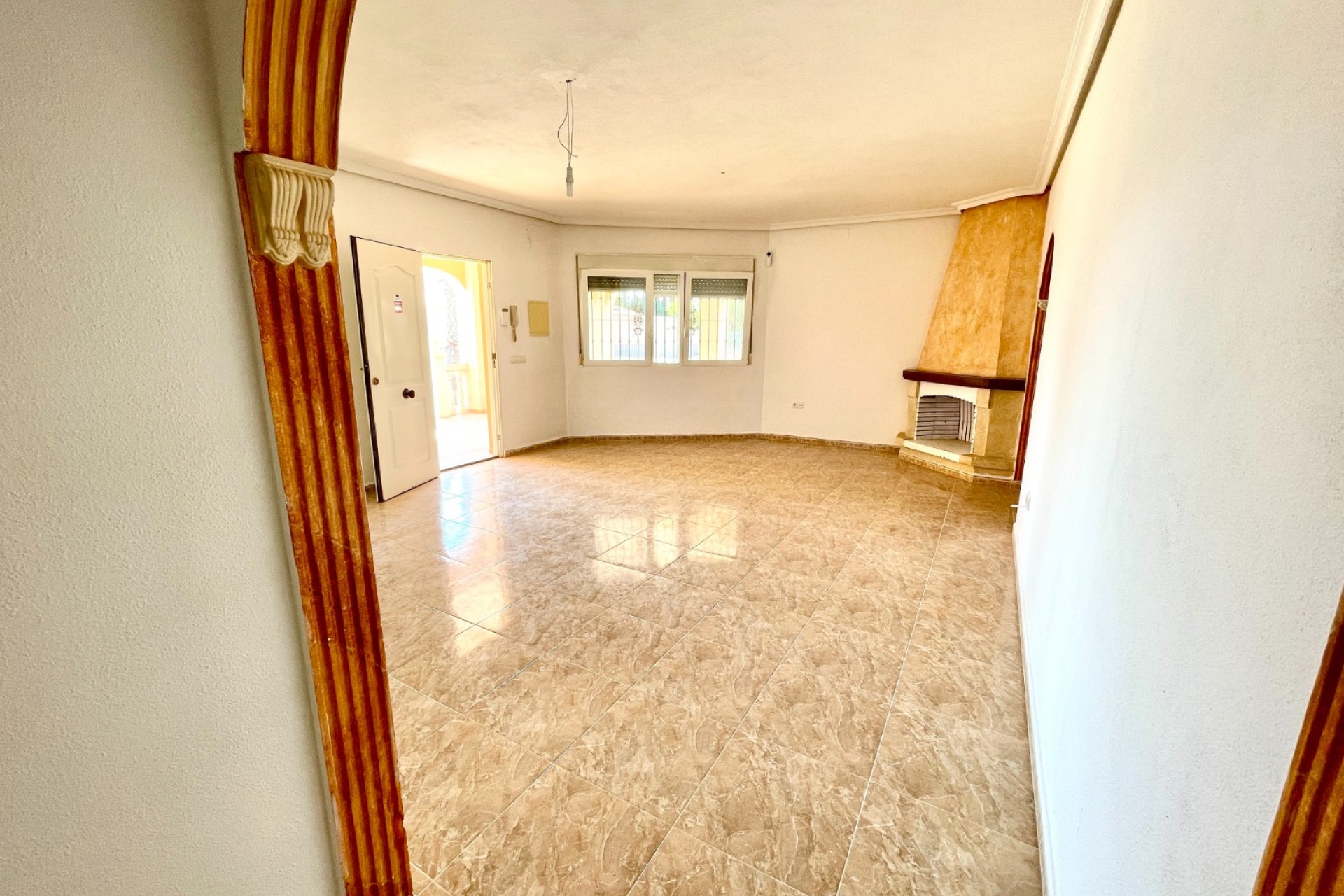 Resale - Villa - Catral
