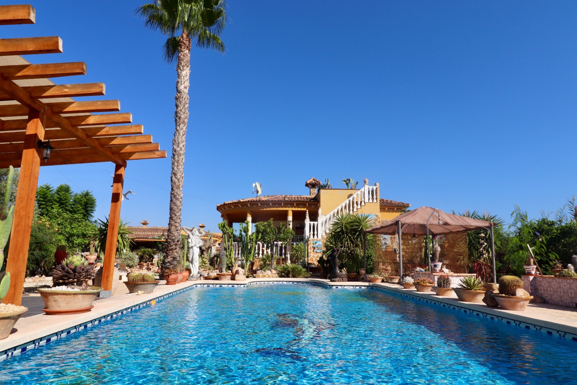 Resale - Villa - Catral