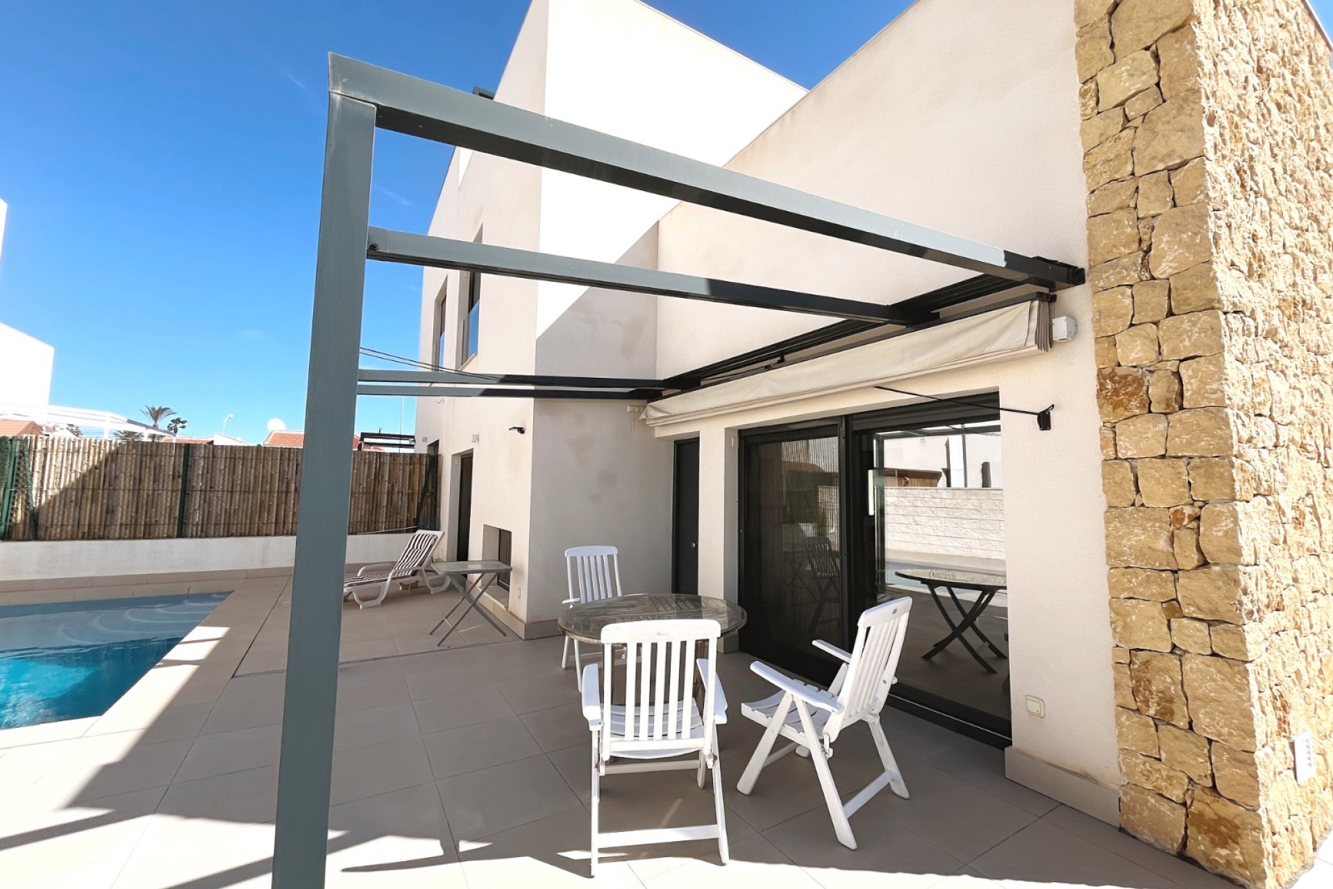 Resale - Villa - Ciudad Quesada - Pueblo Bravo