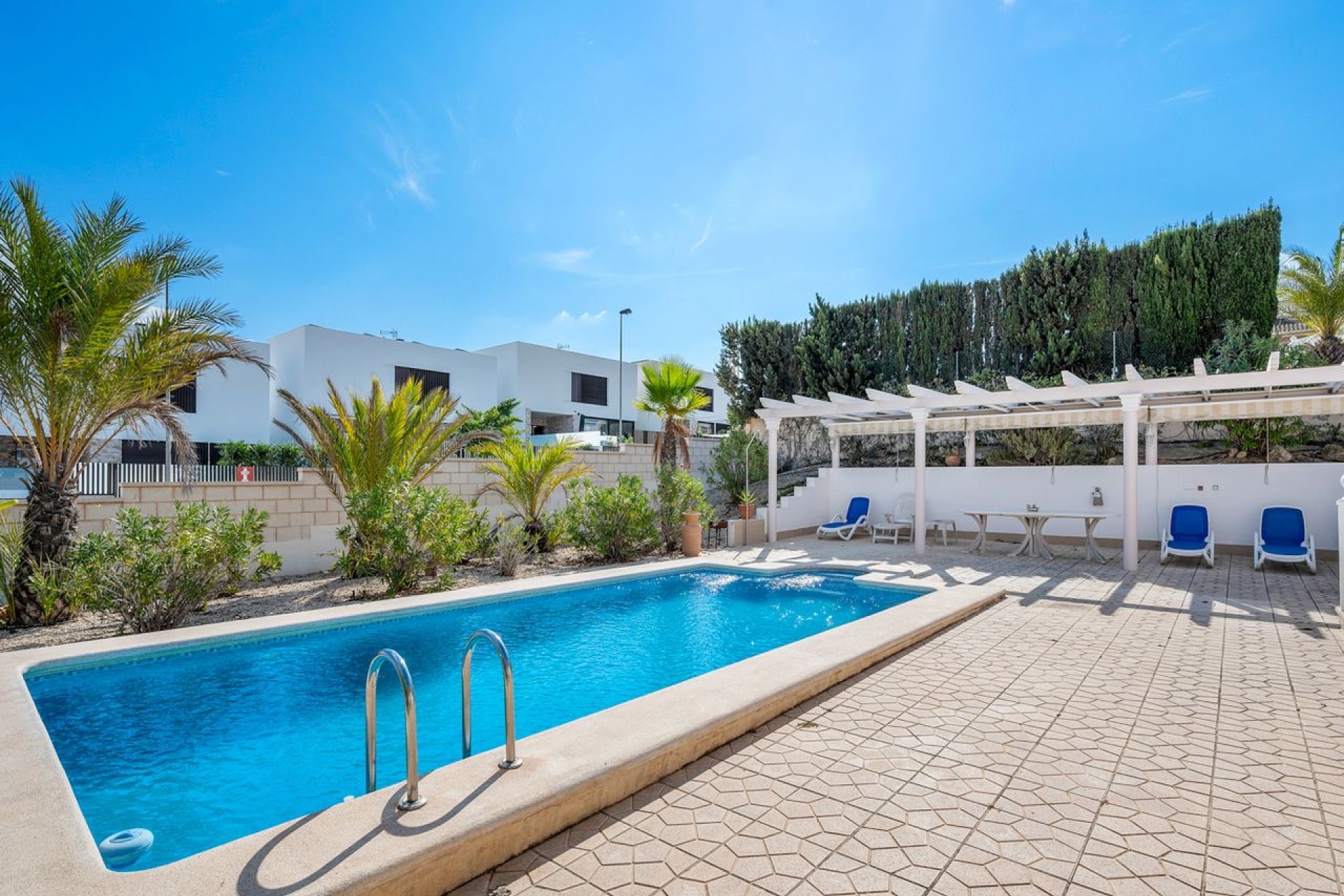 Resale - Villa - Ciudad Quesada - Pueblo Lucero