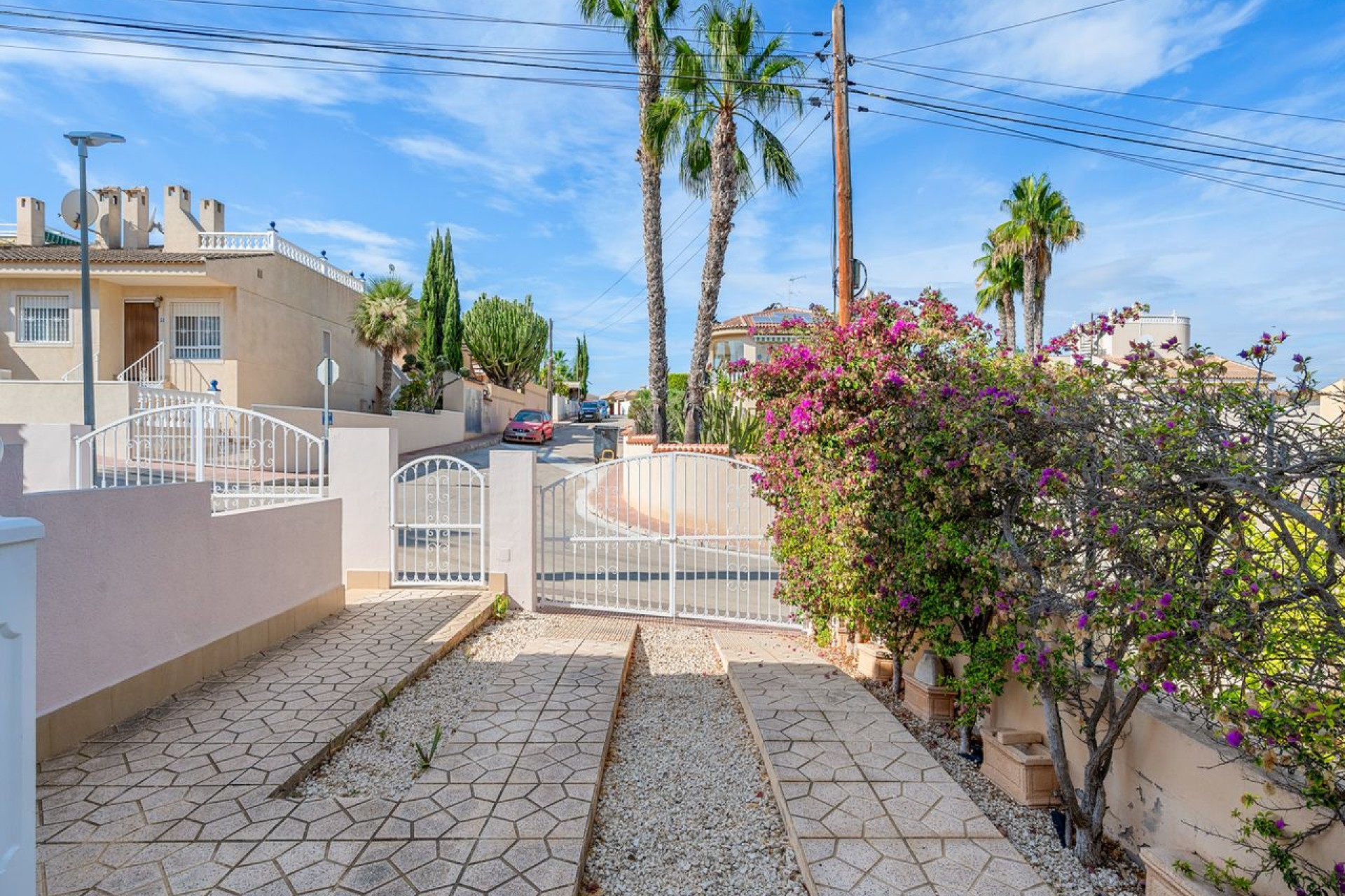 Resale - Villa - Ciudad Quesada - Pueblo Lucero
