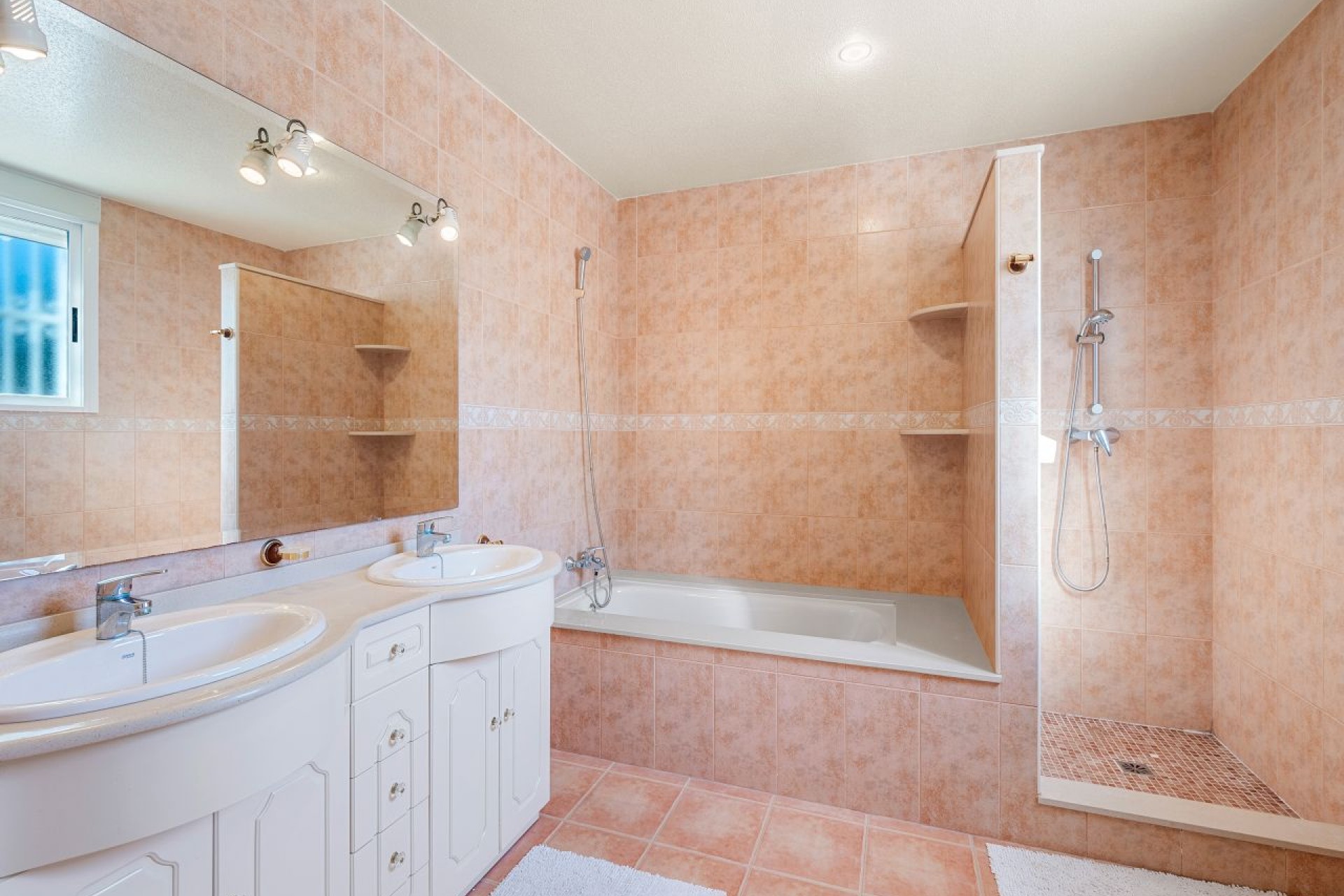 Resale - Villa - Ciudad Quesada - Pueblo Lucero