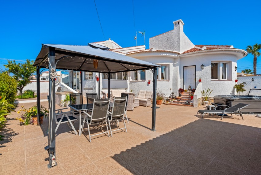 Resale - Villa - Ciudad Quesada - Rojales