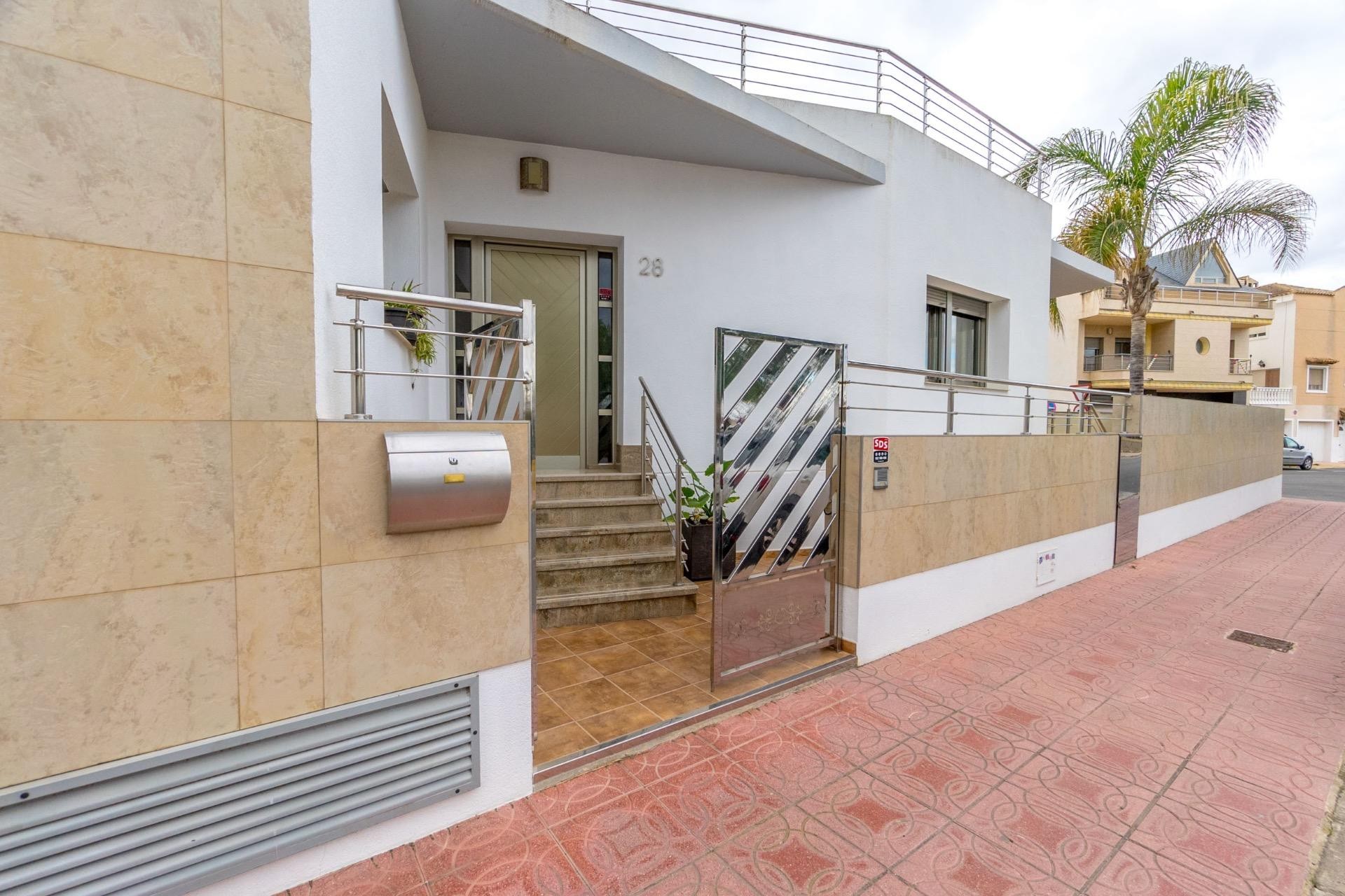 Resale - Villa - Ciudad Quesada - Rojales