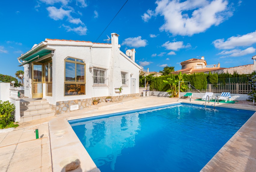 Resale - Villa - Ciudad Quesada