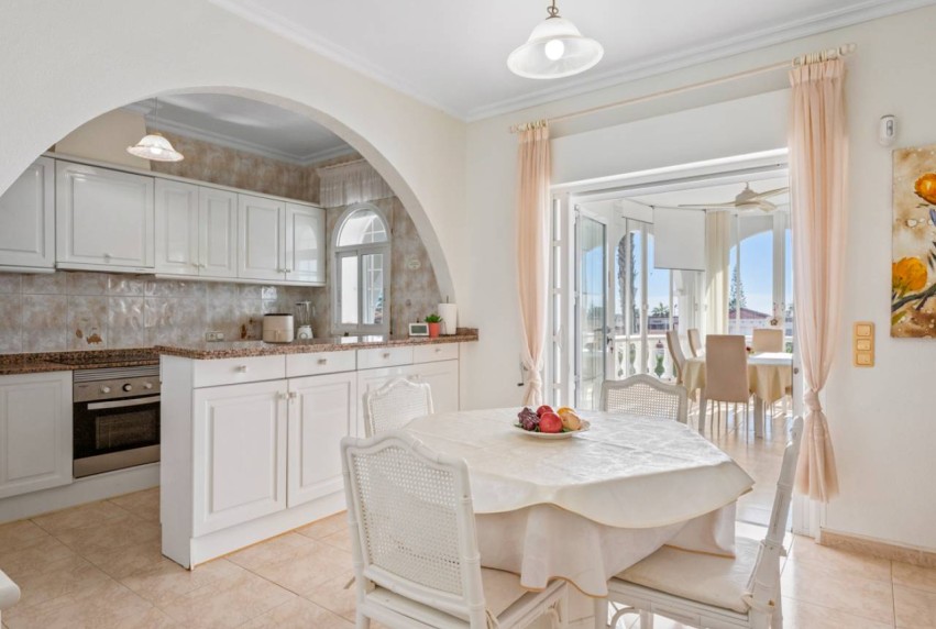 Resale - Villa - Ciudad Quesada