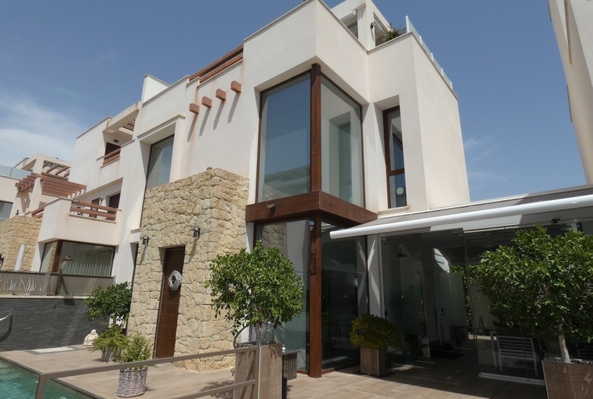 Resale - Villa - Ciudad Quesada