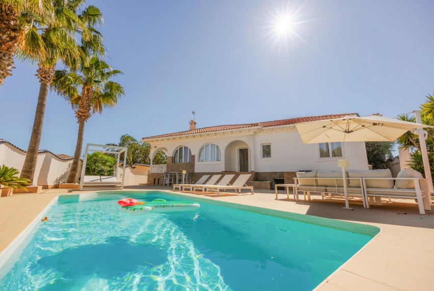 Resale - Villa - Ciudad Quesada