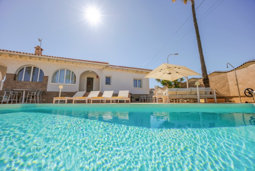 Resale - Villa - Ciudad Quesada