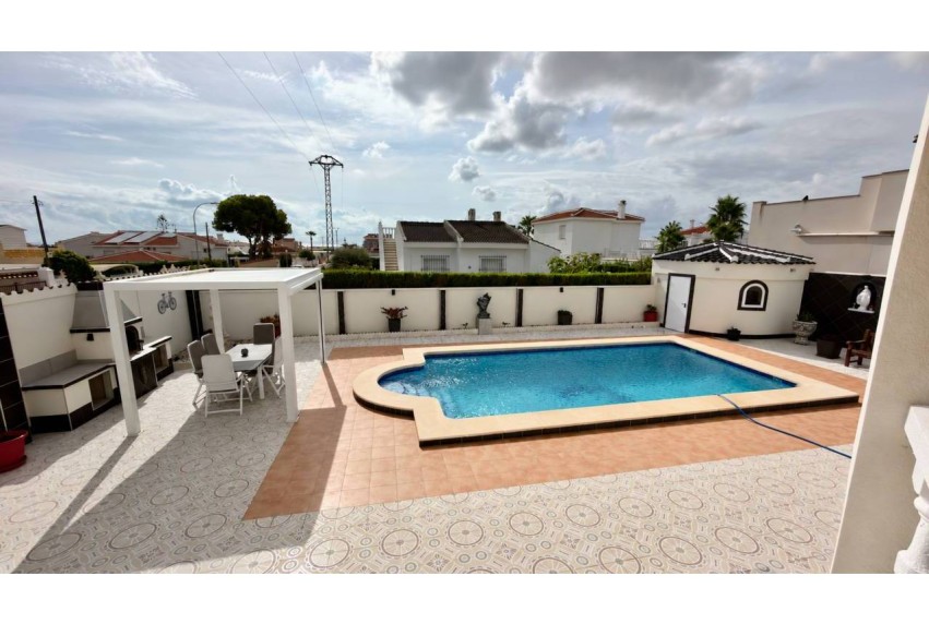 Resale - Villa - Ciudad Quesada