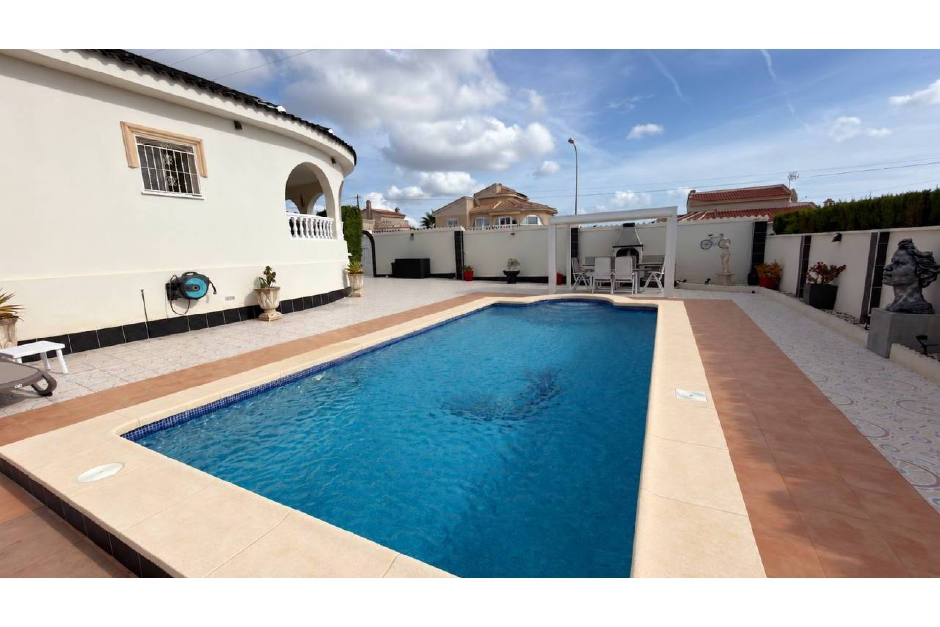 Resale - Villa - Ciudad Quesada