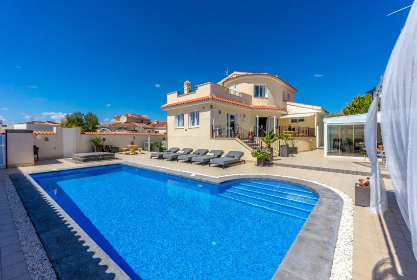 Resale - Villa - Ciudad Quesada