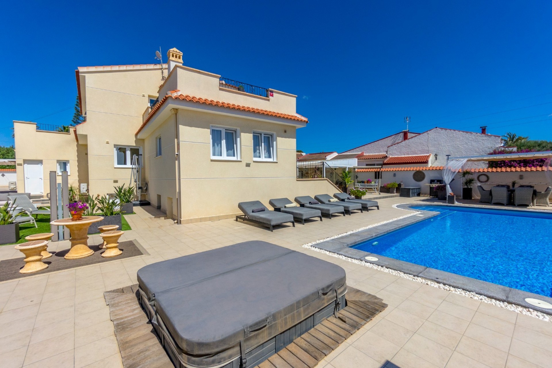 Resale - Villa - Ciudad Quesada