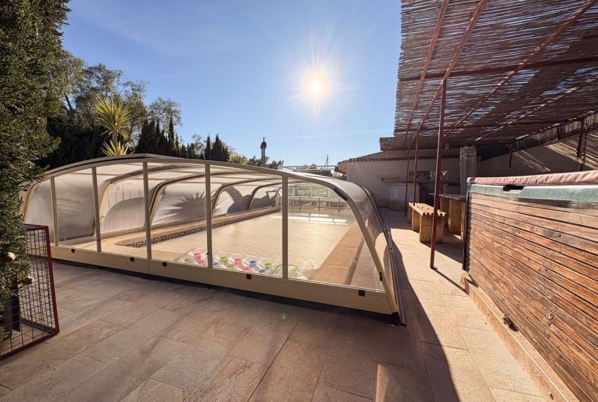 Resale - Villa - Crevillente