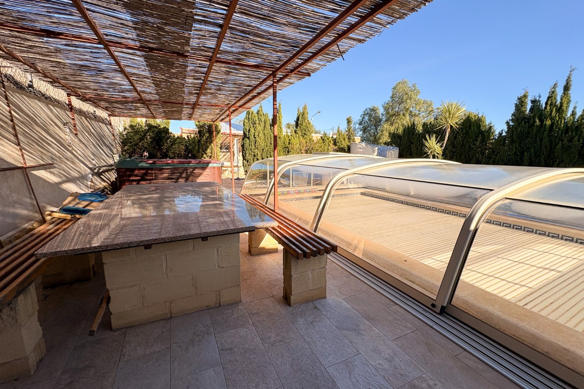 Resale - Villa - Crevillente