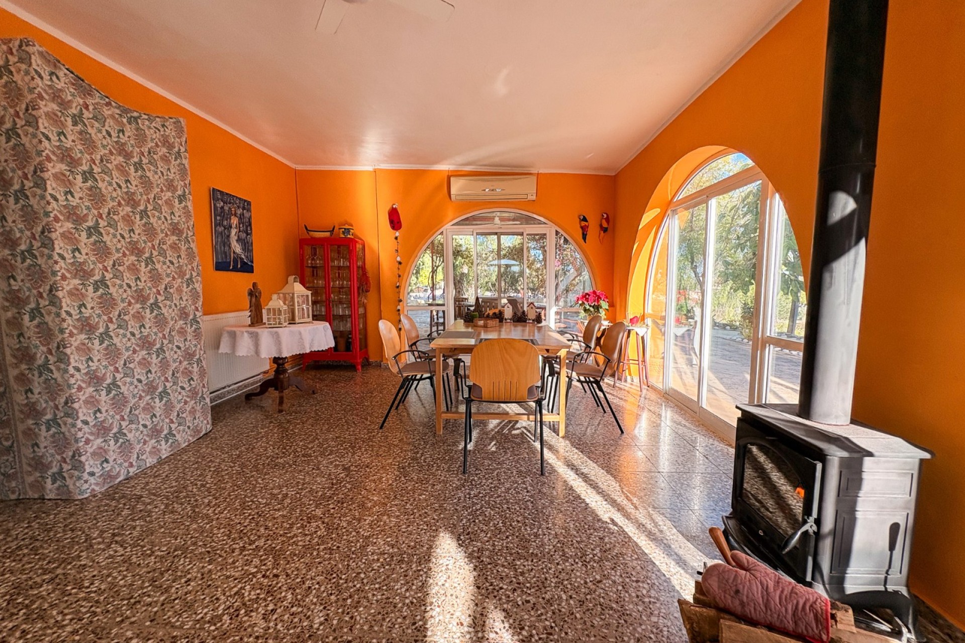 Resale - Villa - Crevillente