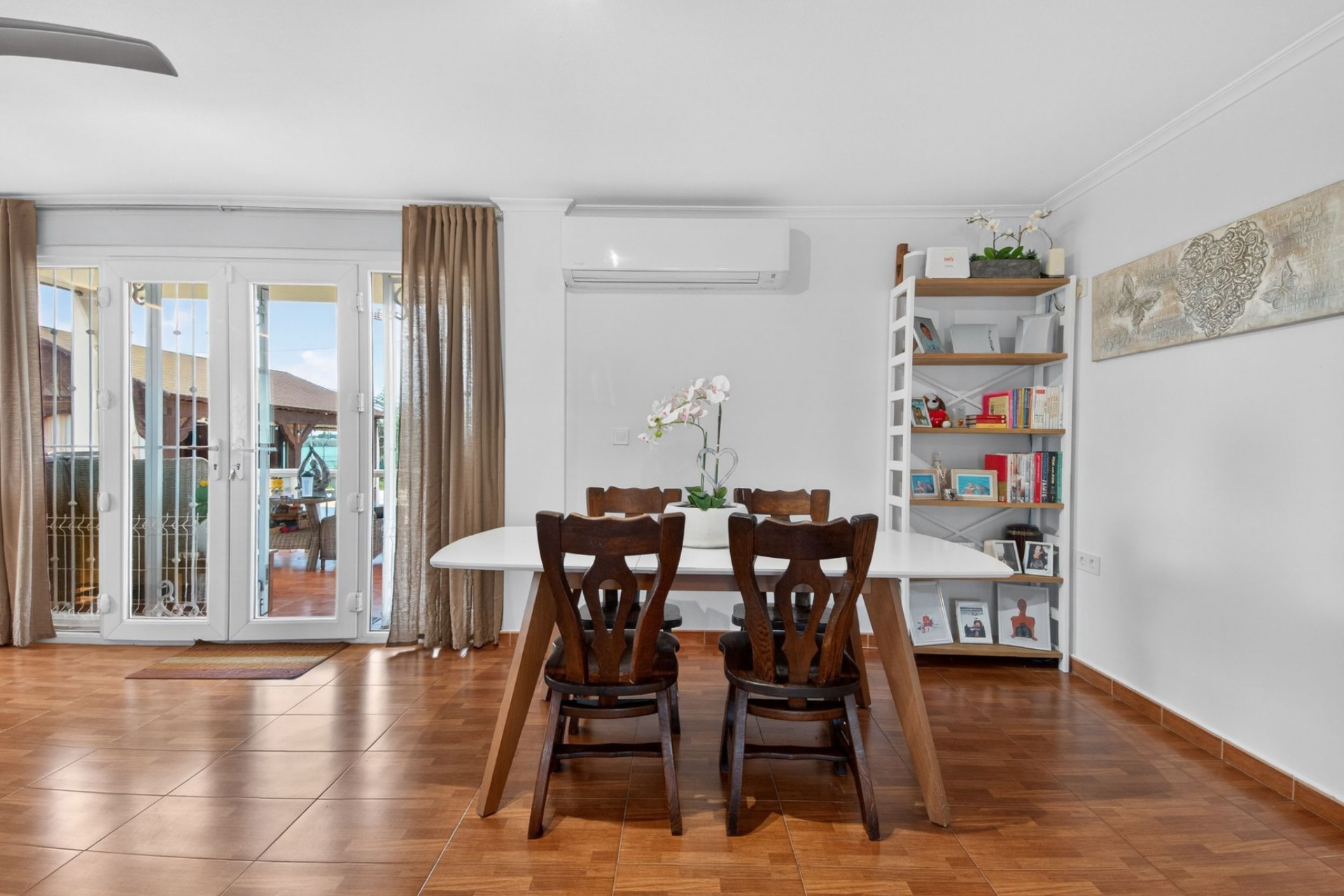 Resale - Villa - Crevillente