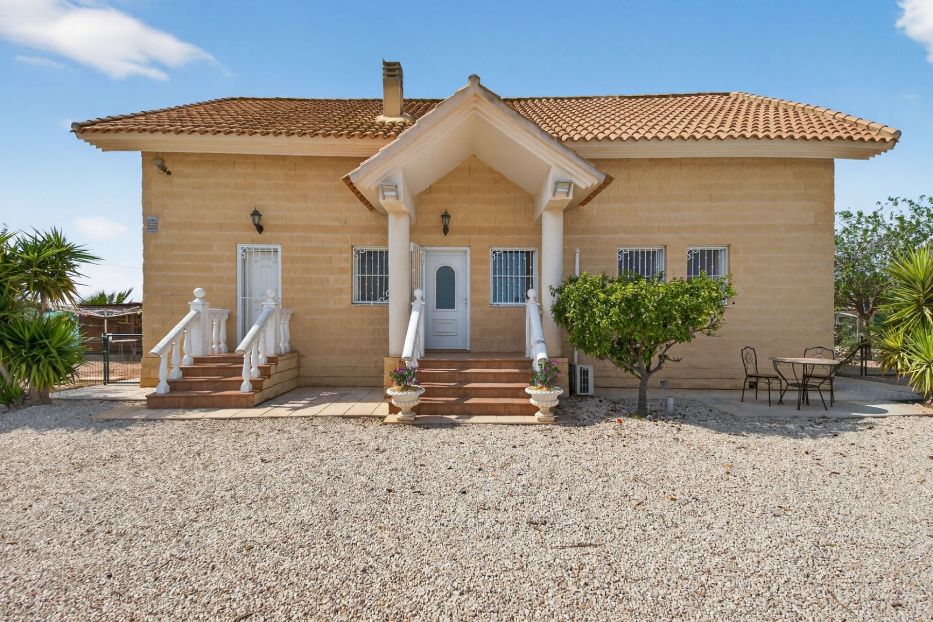 Resale - Villa - Crevillente