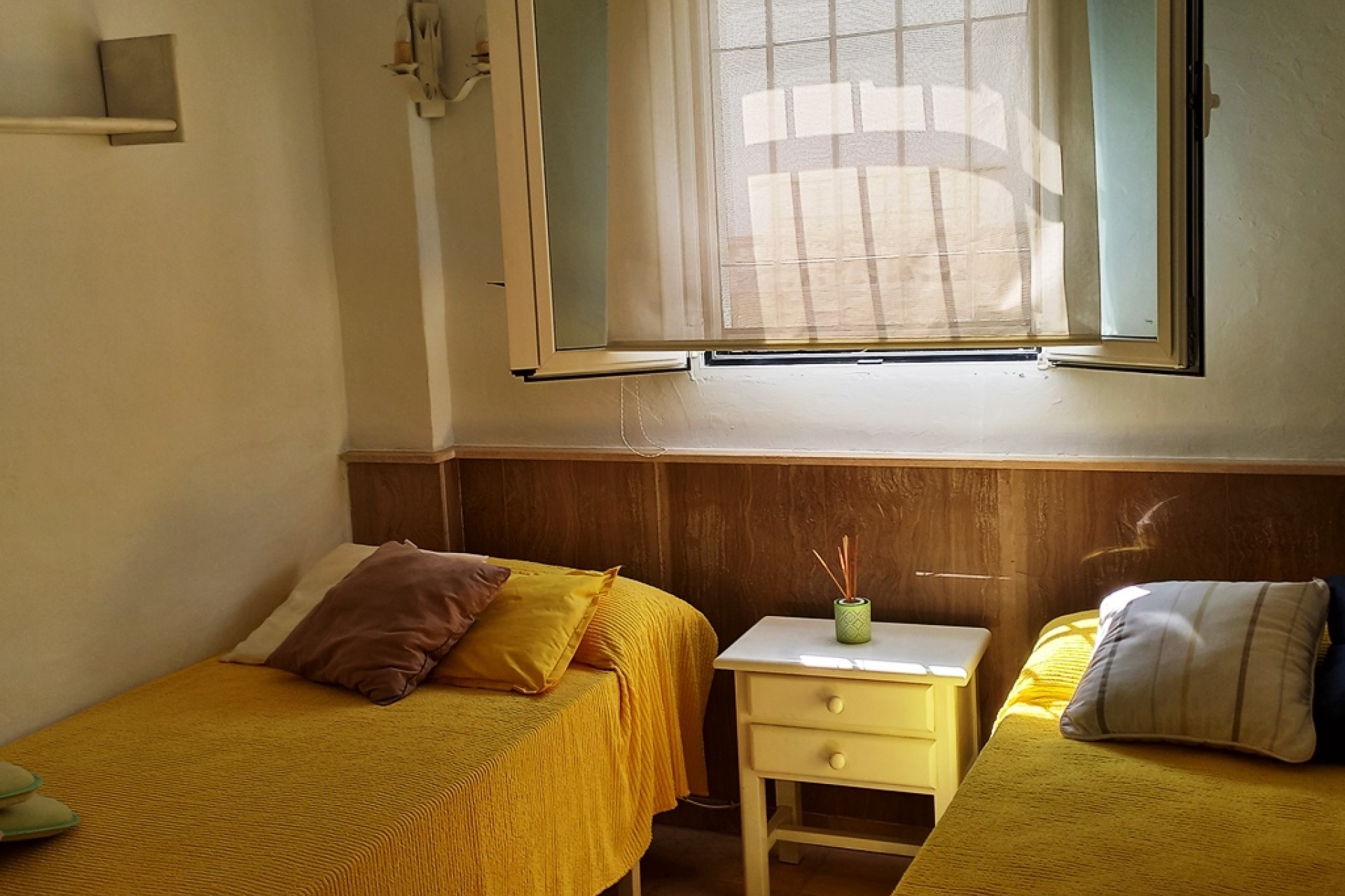 Resale - Villa - Denia