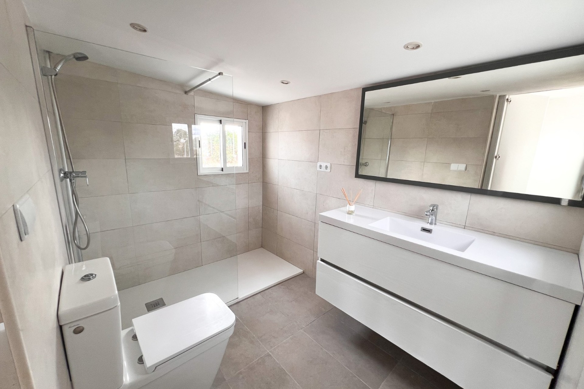 Resale - Villa - Dolores