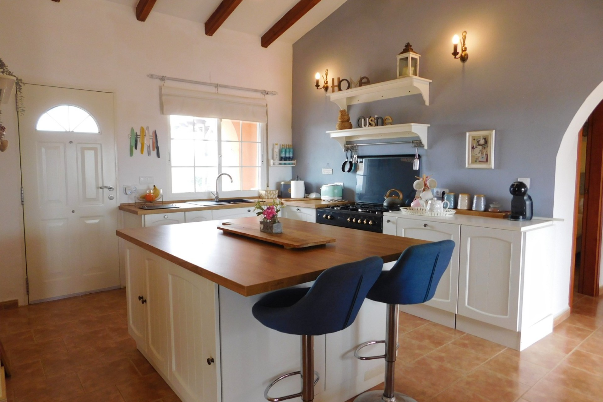 Resale - Villa - Dolores