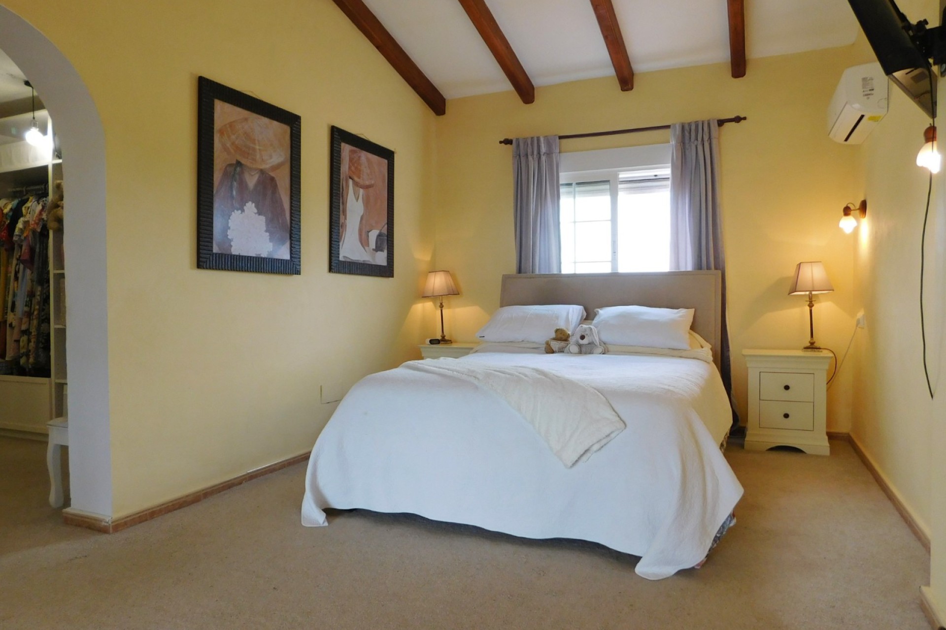 Resale - Villa - Dolores