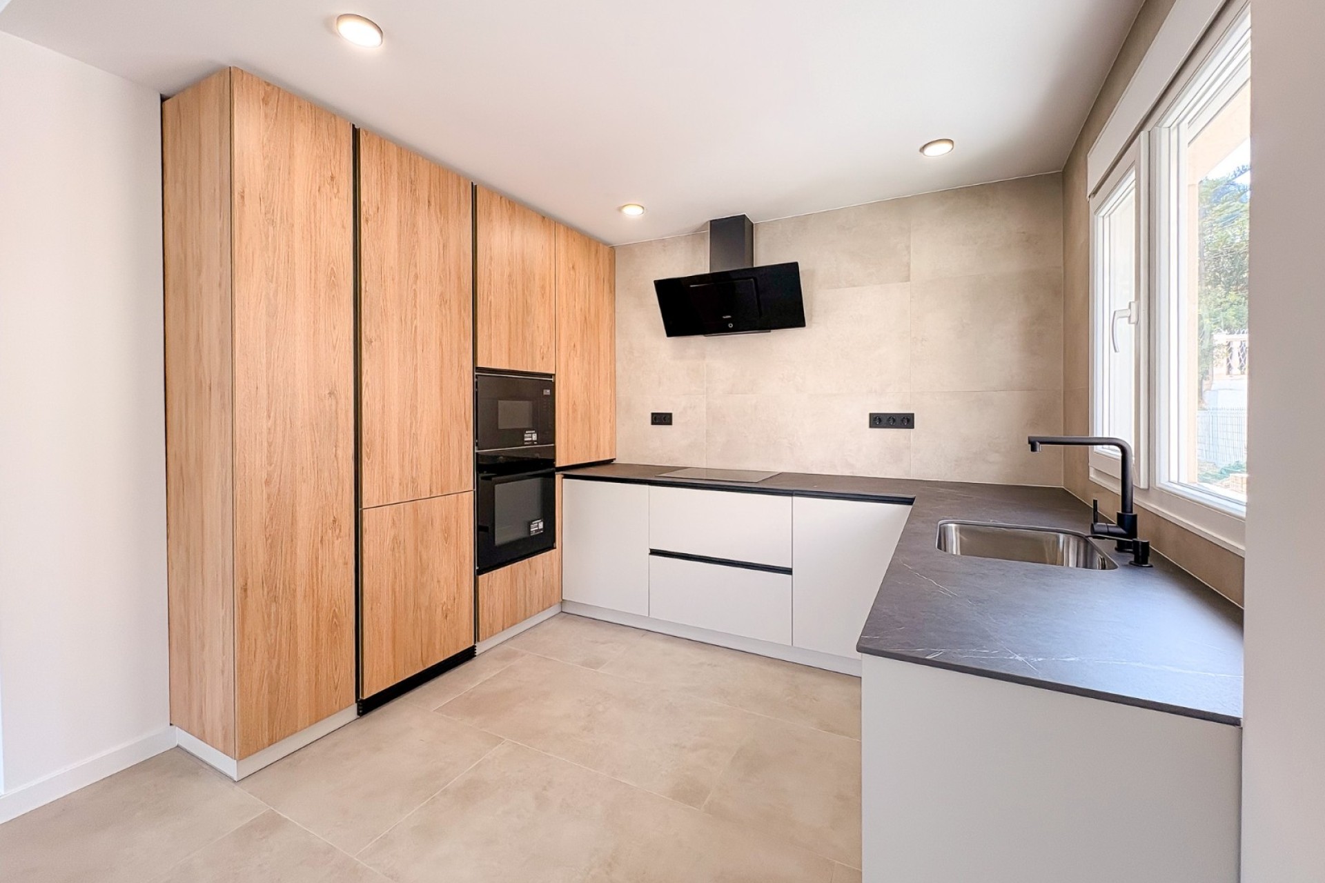 Resale - Villa - El Campello - Pueblo Acantilado - Venta Lanuza