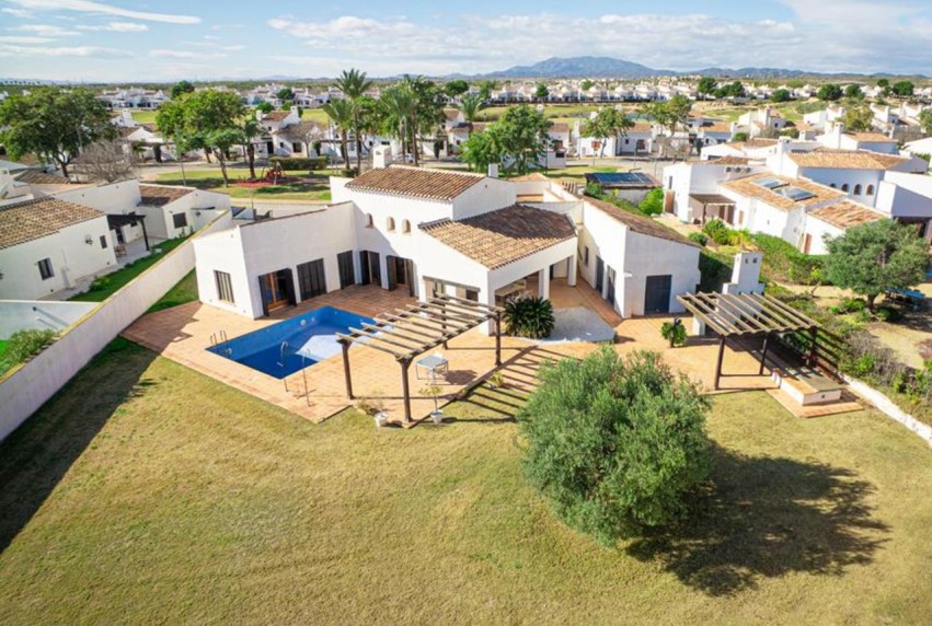 Resale - Villa - El Valle Golf Resort