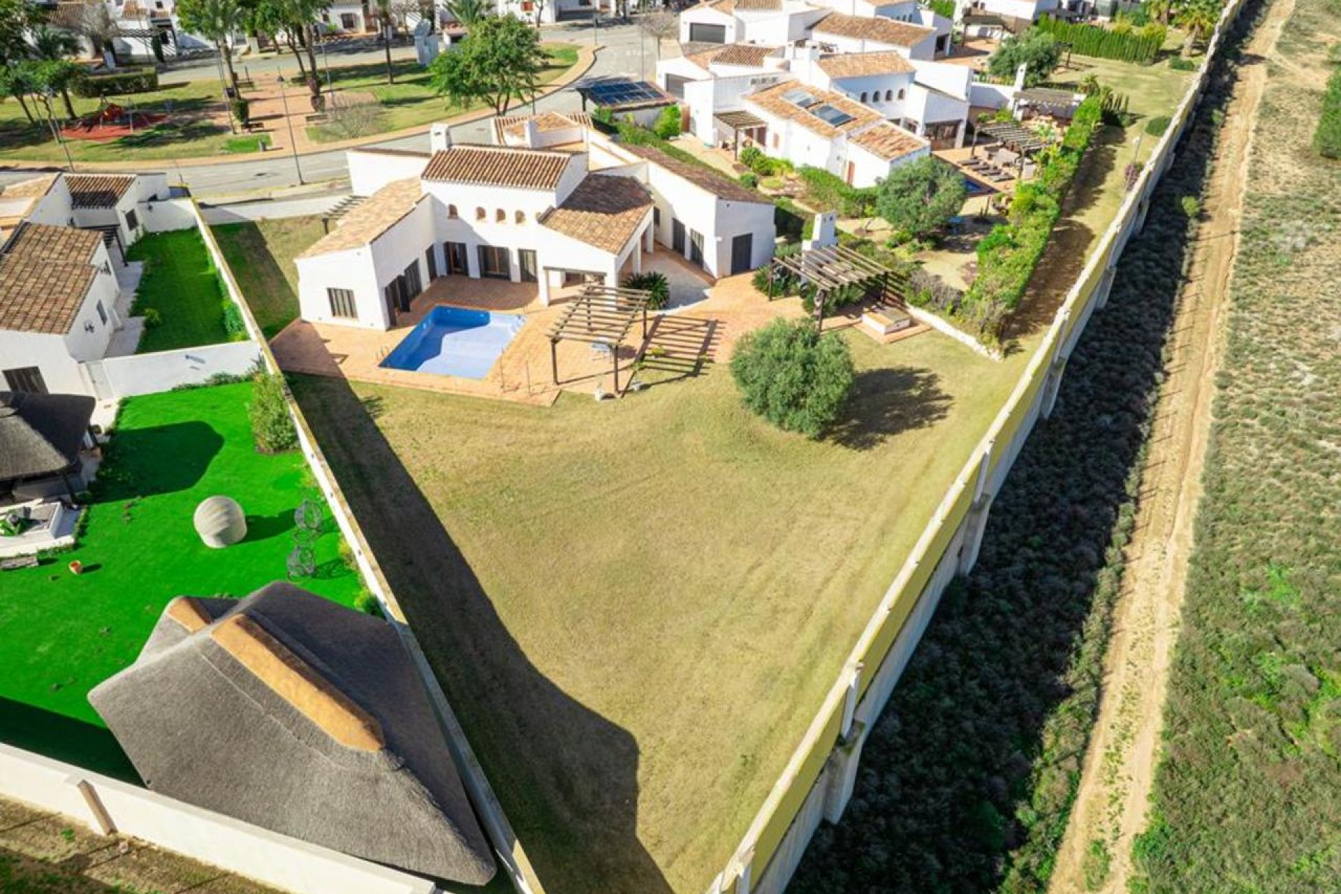 Resale - Villa - El Valle Golf Resort