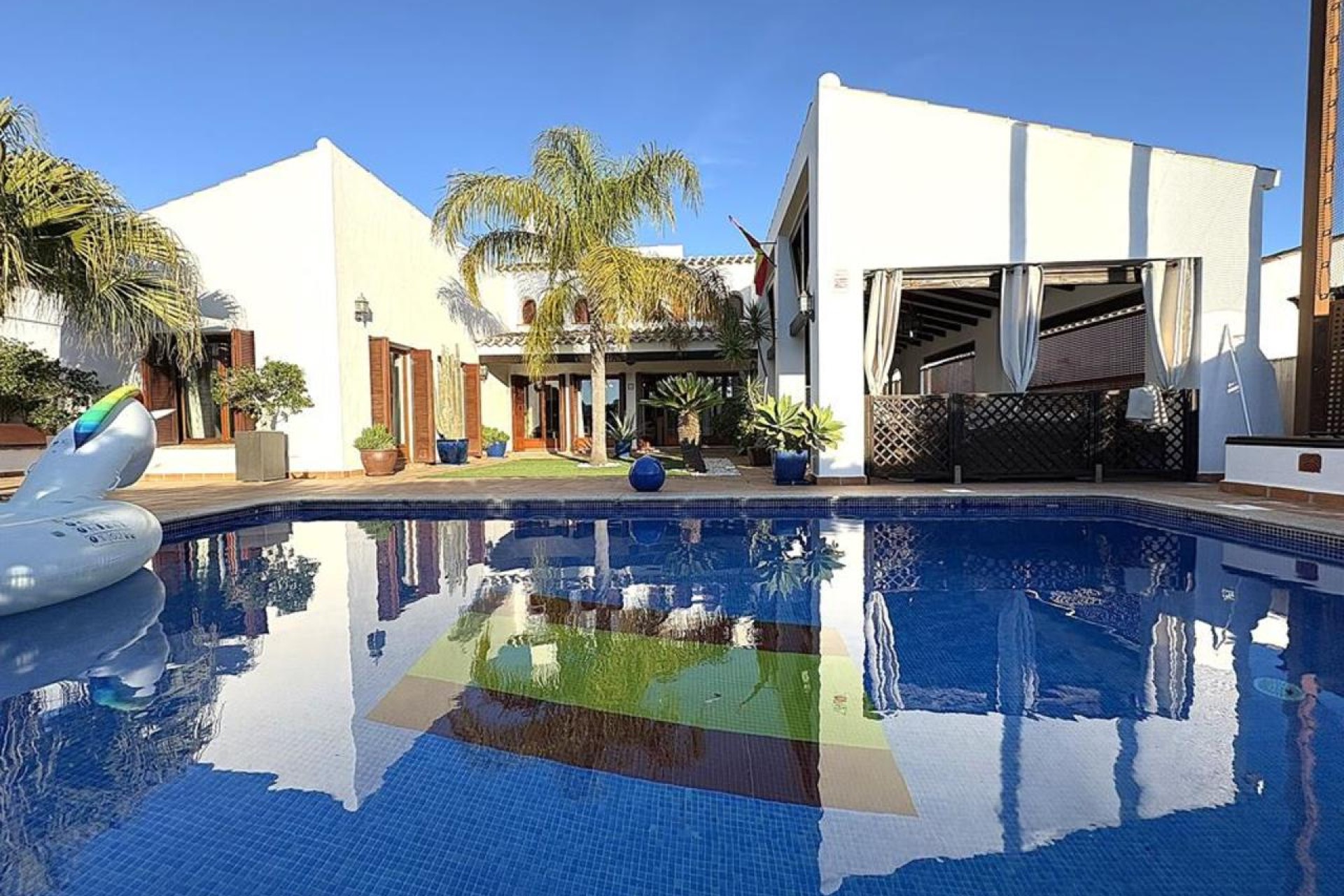 Resale - Villa - El Valle Golf Resort