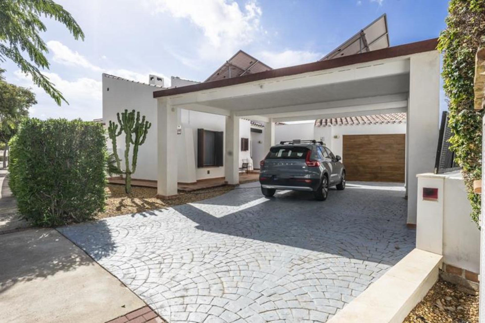 Resale - Villa - El Valle Golf Resort