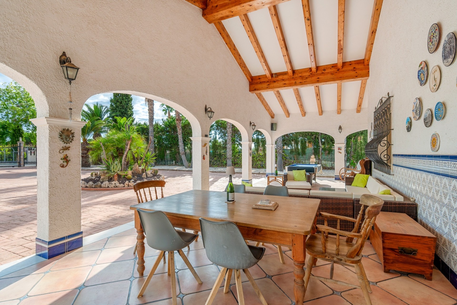 Resale - Villa - Elche