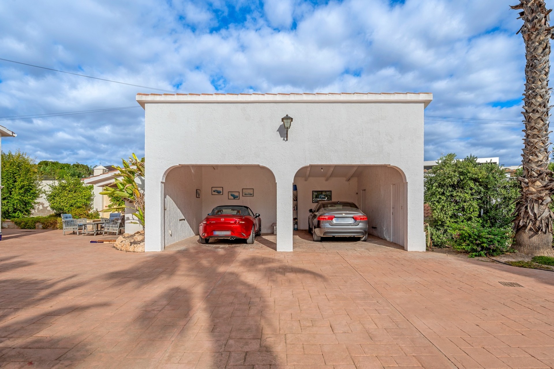 Resale - Villa - Elche