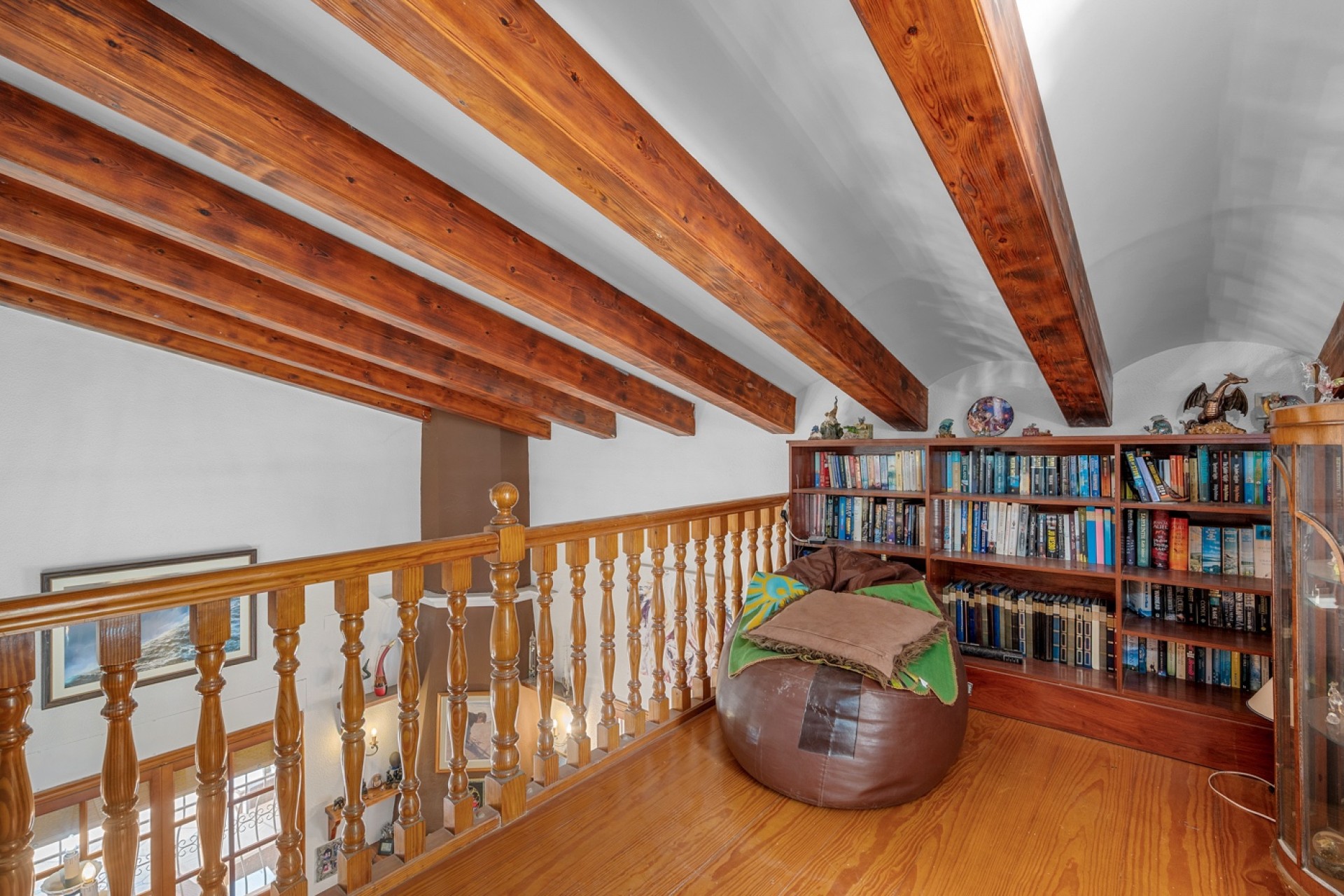 Resale - Villa - Elche