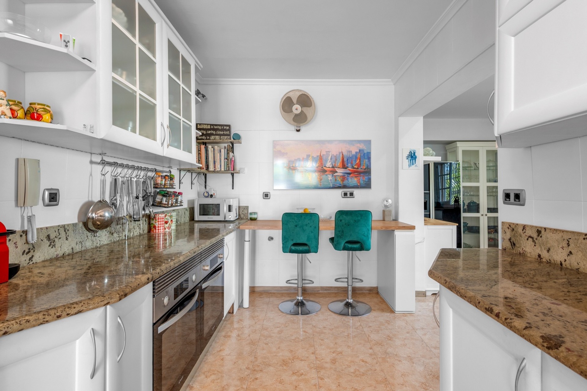 Resale - Villa - Elche