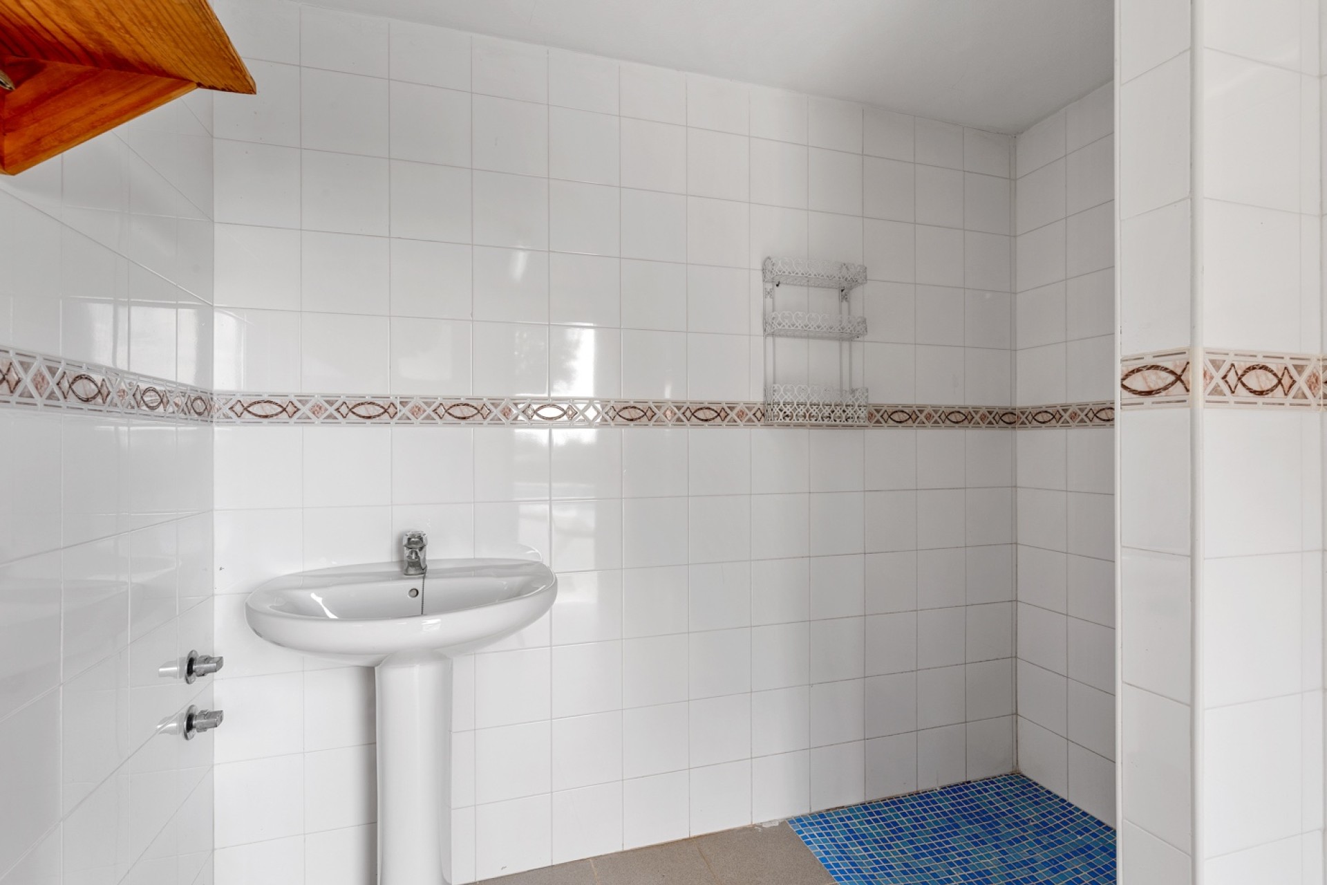 Resale - Villa - Elche