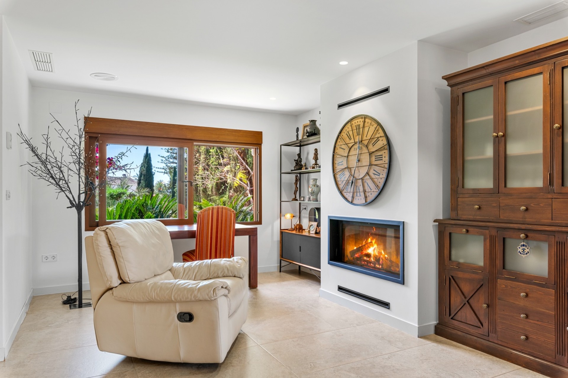 Resale - Villa - Elche