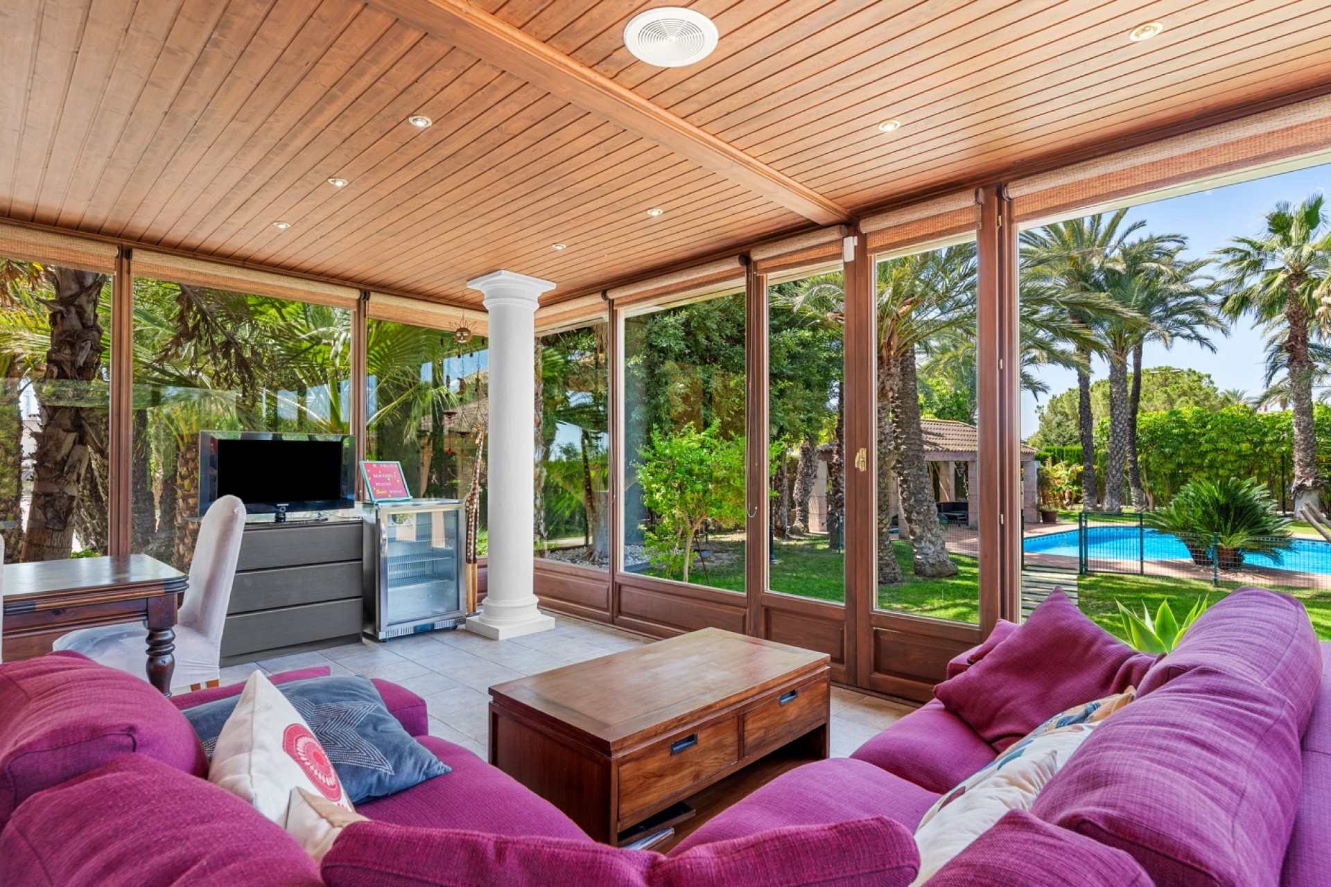 Resale - Villa - Elche