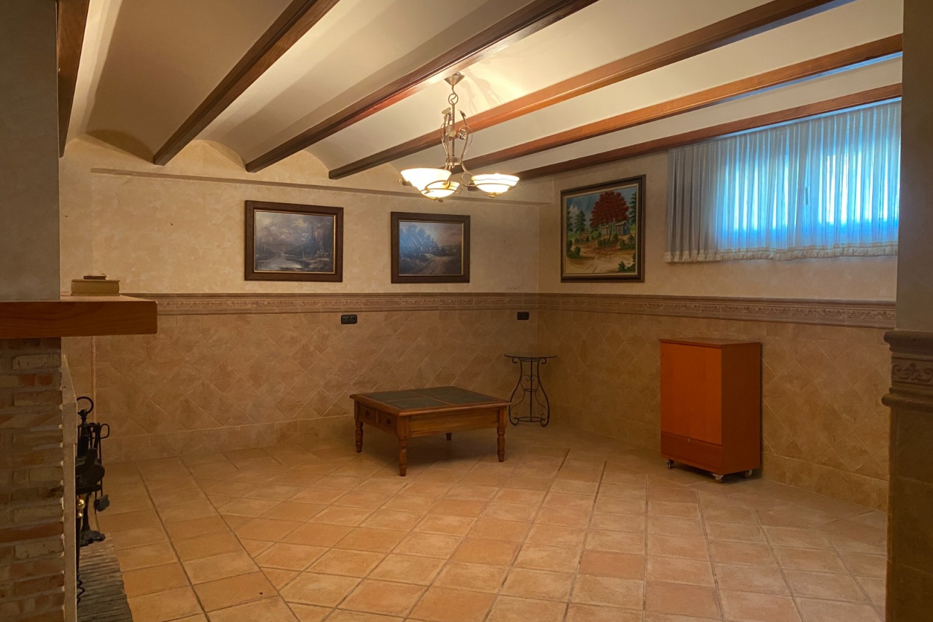 Resale - Villa - Elda