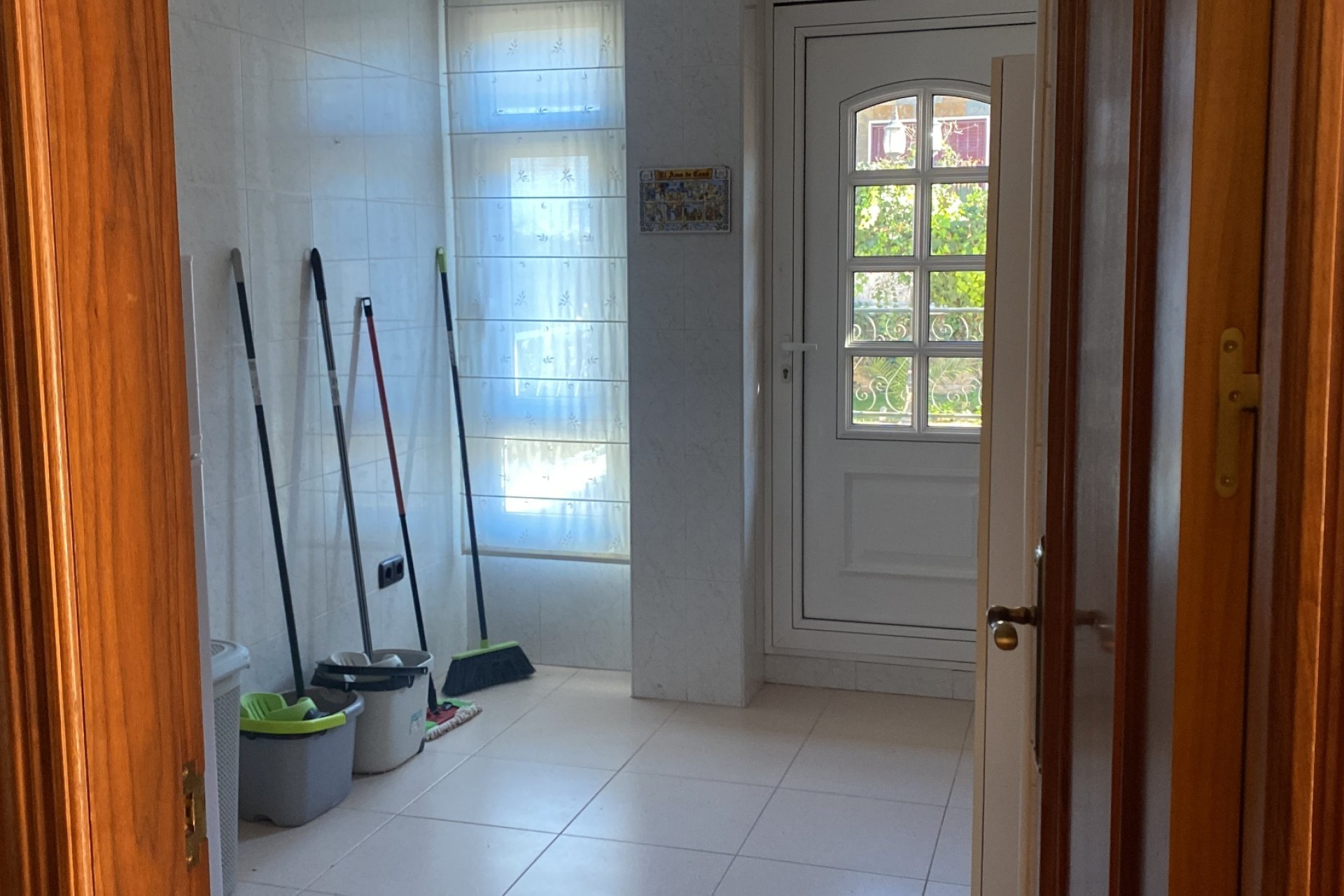 Resale - Villa - Elda