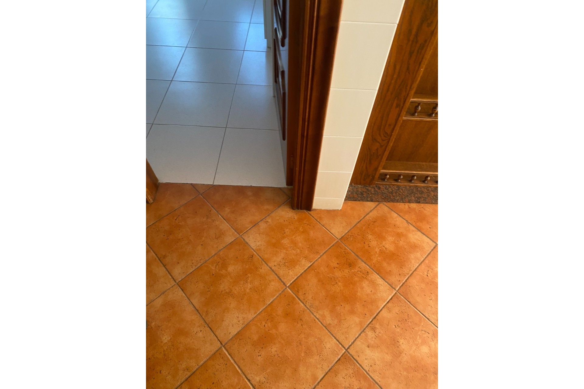 Resale - Villa - Elda