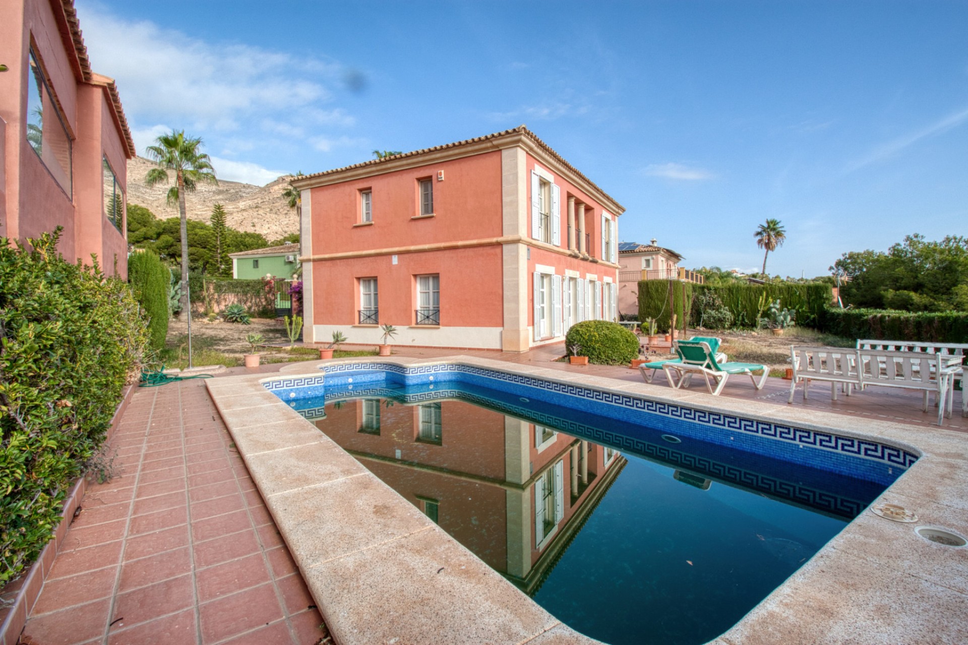 Resale - Villa - Finestrat