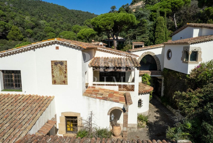 Resale - Villa - Girona