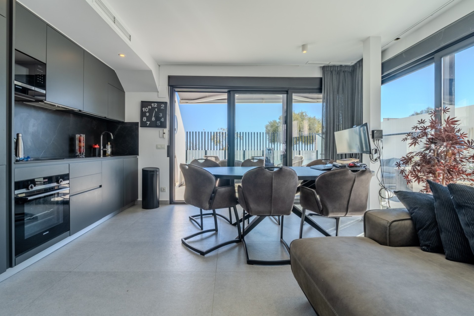 Resale - Villa - Guardamar del Segura - Urbanizaciones