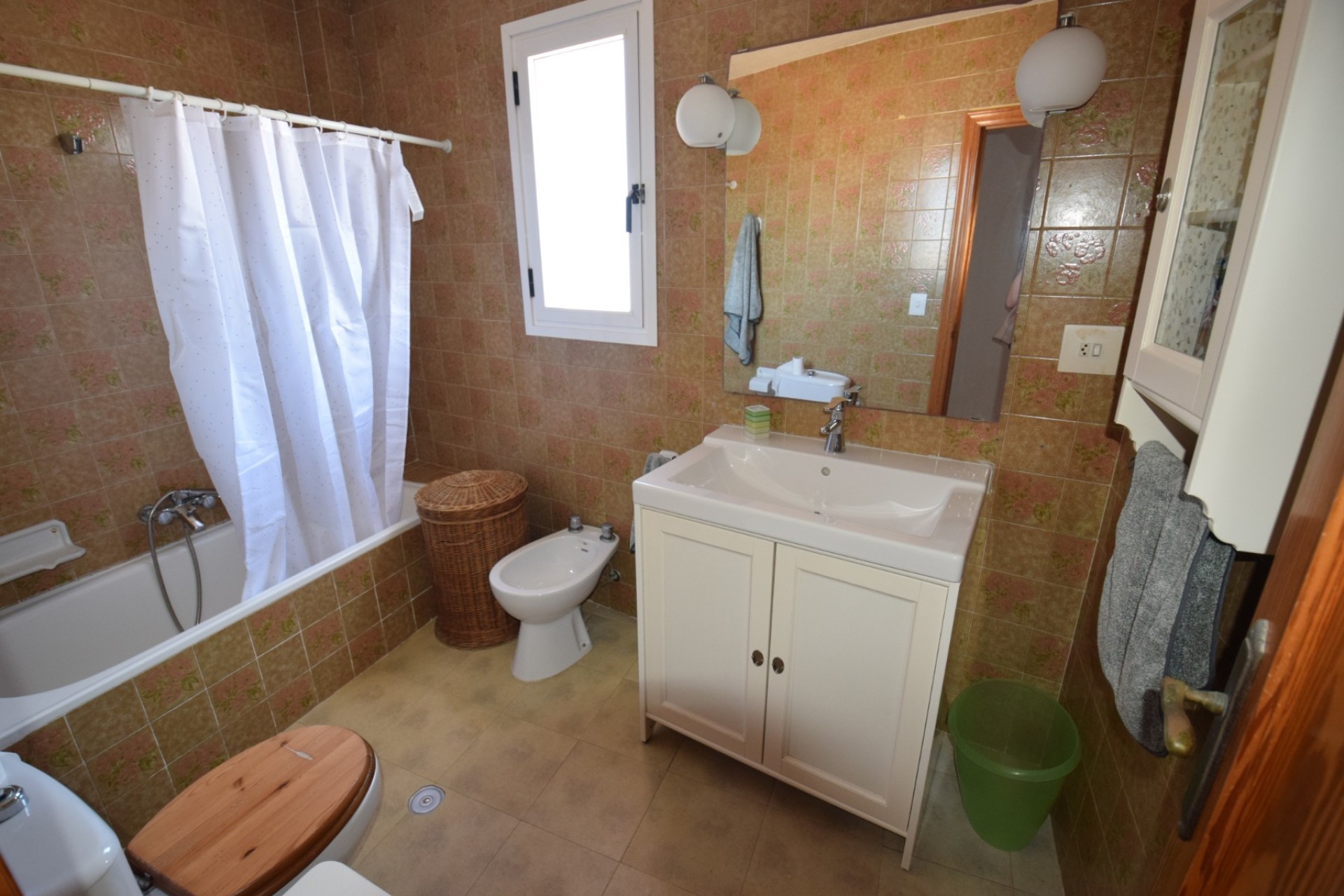 Resale - Villa - Guardamar del Segura