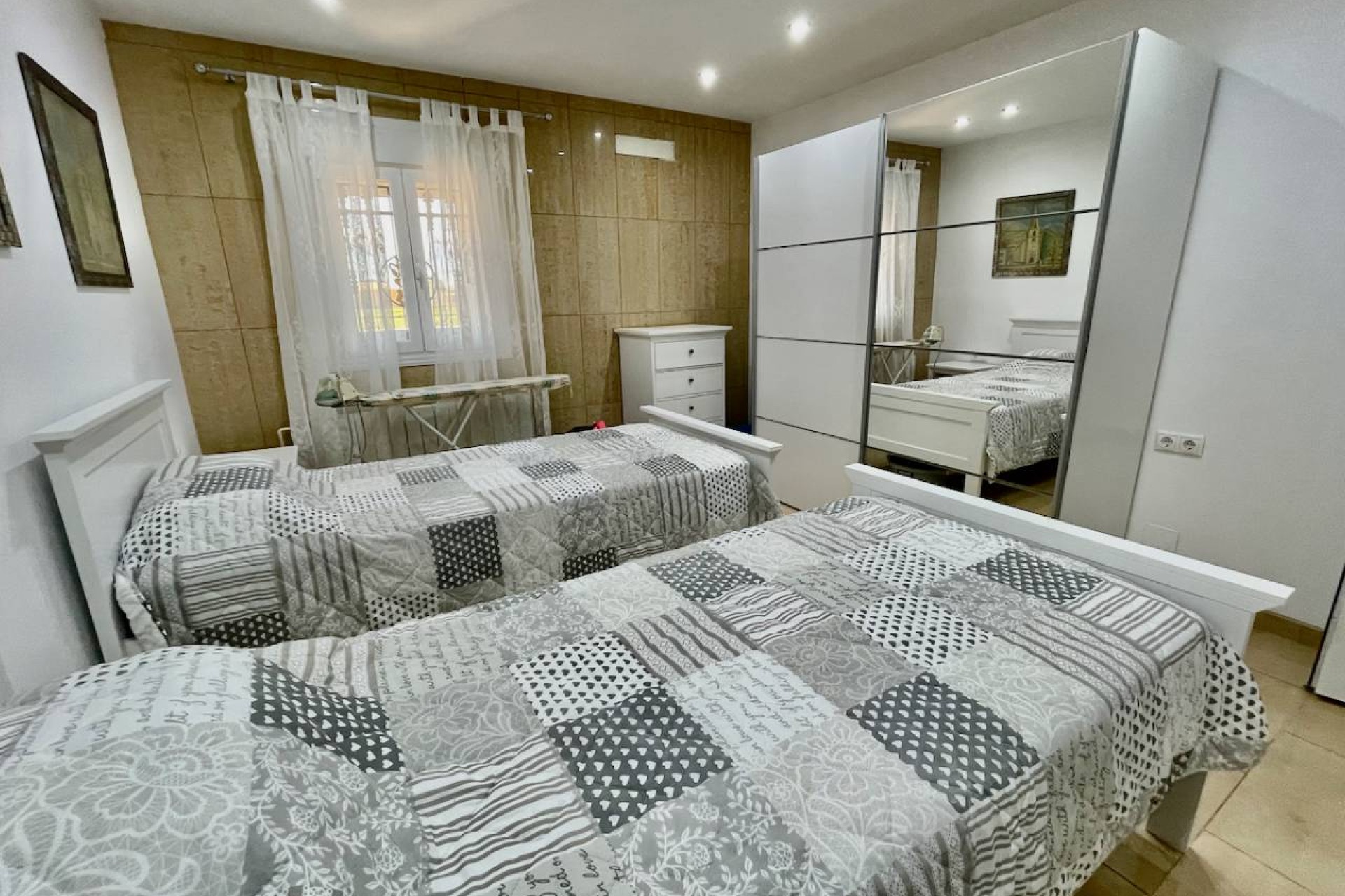 Resale - Villa - Guardamar del Segura